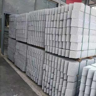 贵港芝麻白树围石 树池