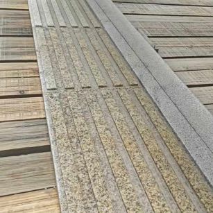 贵港黄金麻盲道石 盲条