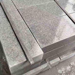 贵港芝麻灰 芝麻白 路牙石 路侧石 马路牙子