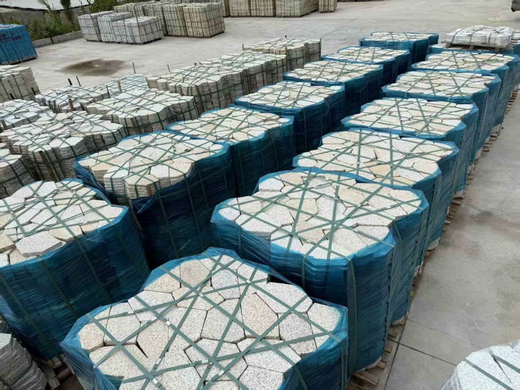 贵港黄金麻冰裂纹 碎拼