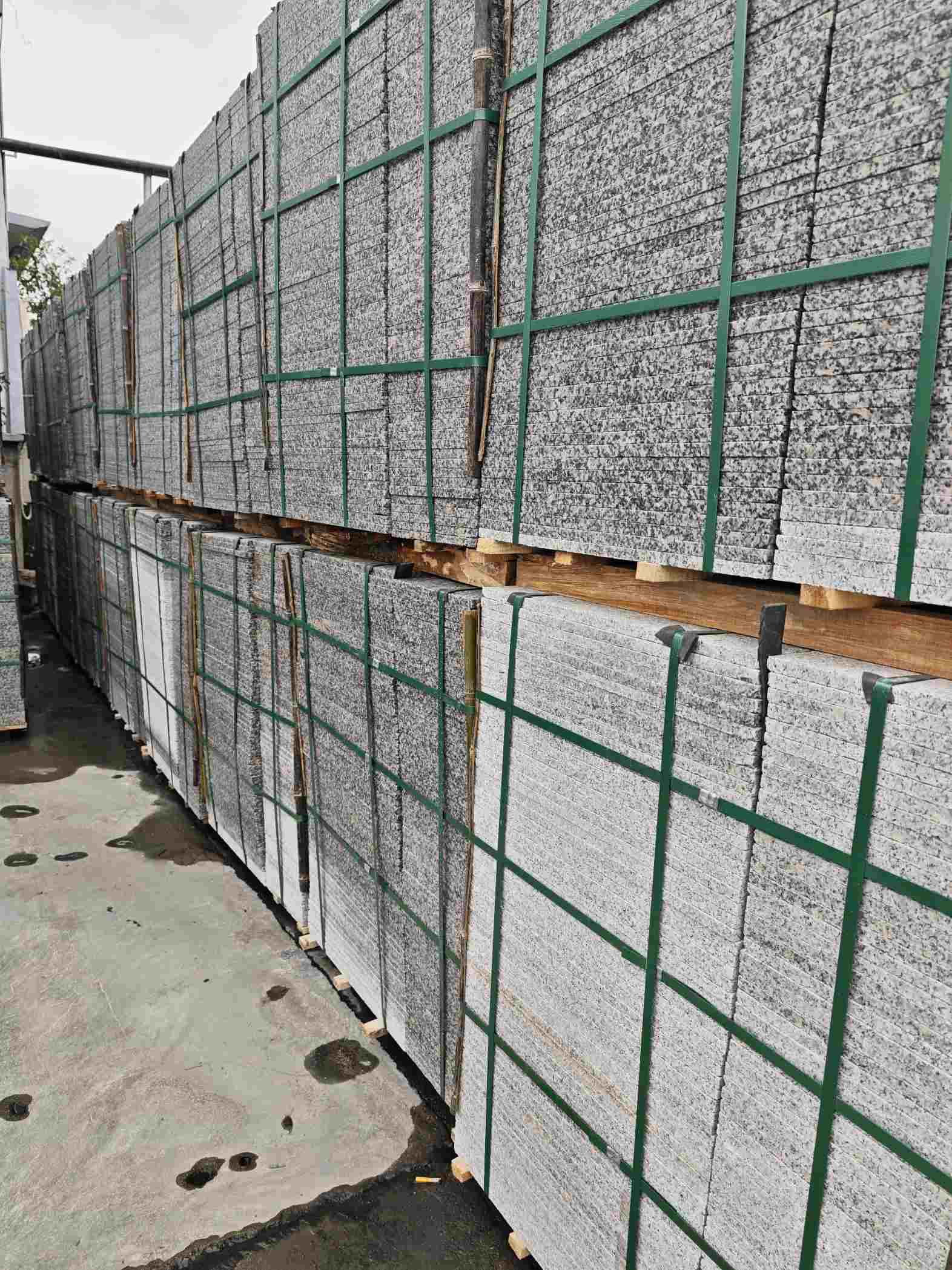 贵港芙蓉白地铺石，石材地铺石