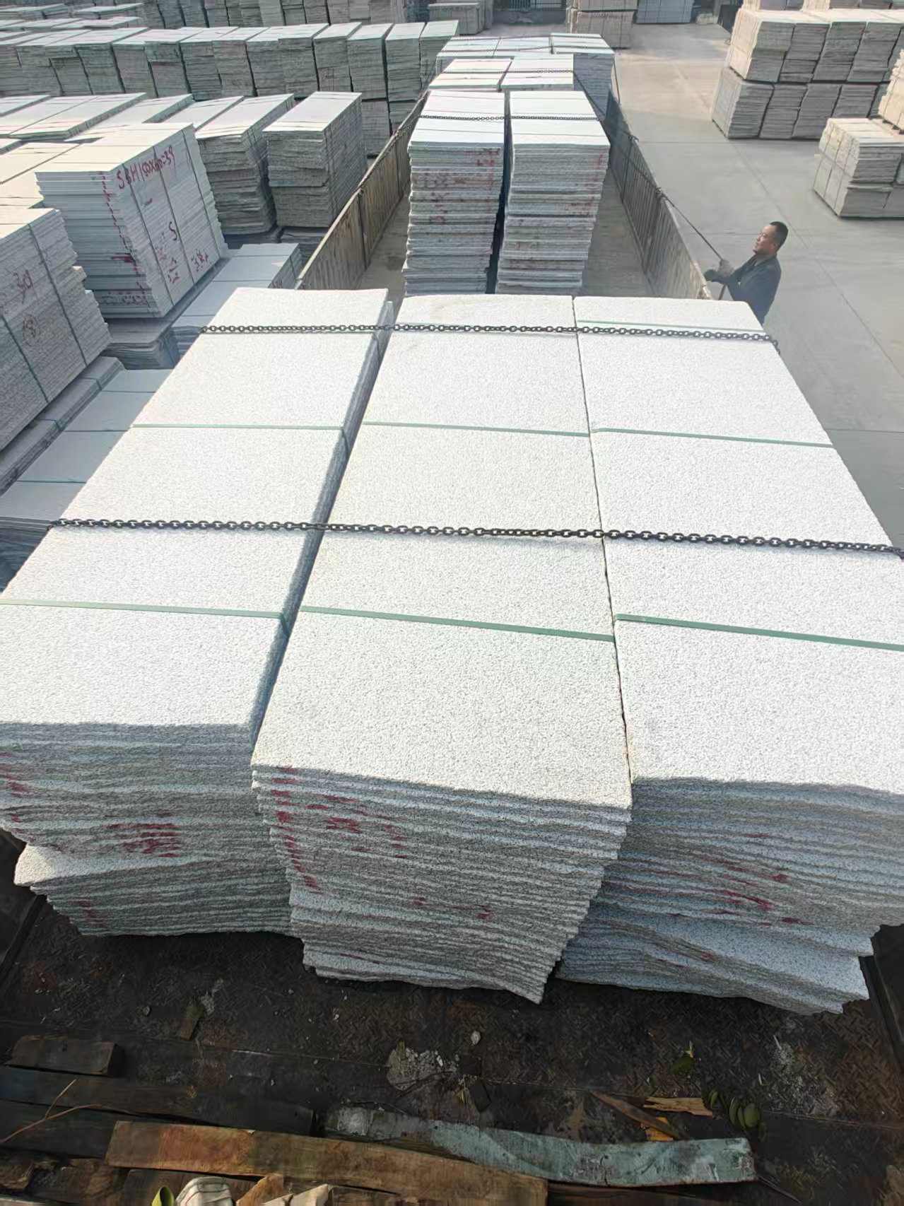 贵港芝麻白毛板，石材毛板