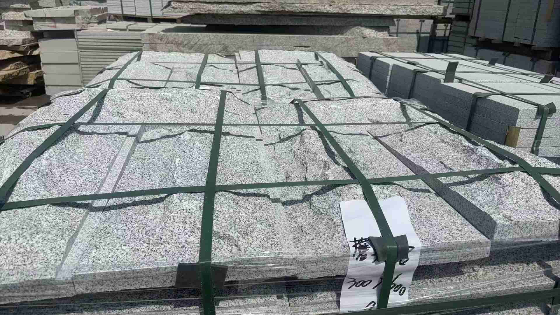 贵港蘑菇石 自然面